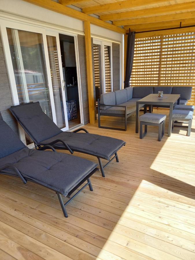 Mobile Home Agava บีโอกราดนาโมรู ภายนอก รูปภาพ