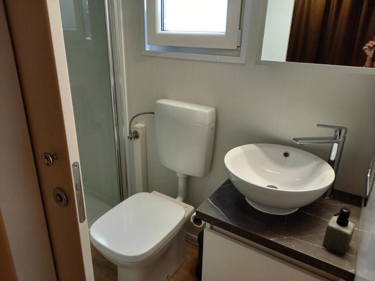 Mobile Home Agava บีโอกราดนาโมรู ภายนอก รูปภาพ