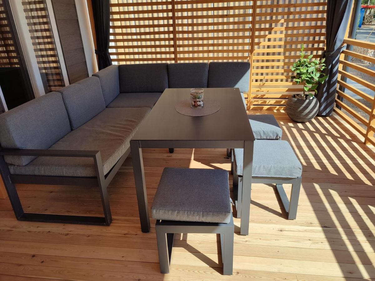 Mobile Home Agava บีโอกราดนาโมรู ภายนอก รูปภาพ